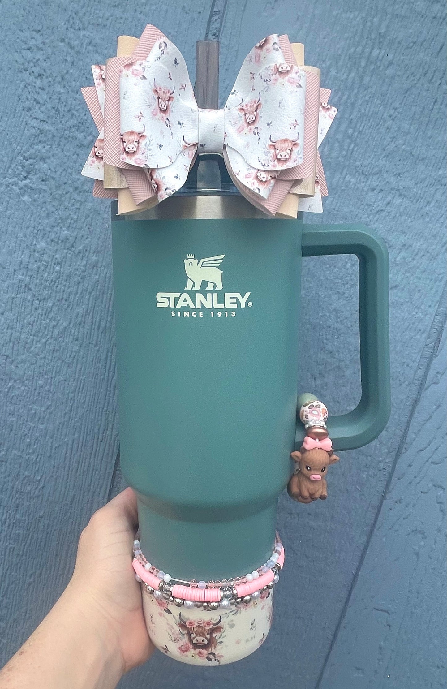 Highland Cow Bow Stanley Topper