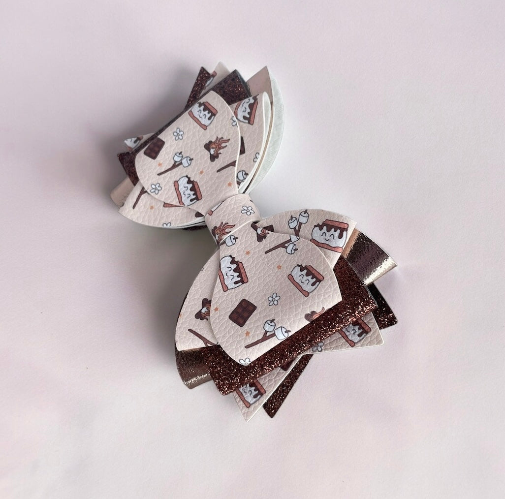 S’mores Bow Stanley Topper